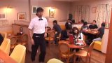 ดูหนังav แหกหีเย็ดกลางร้านอาหาร ก็คนมันเงี่ยนแดกข้าวไปเย็ดหีไปอย่างฟินเลย