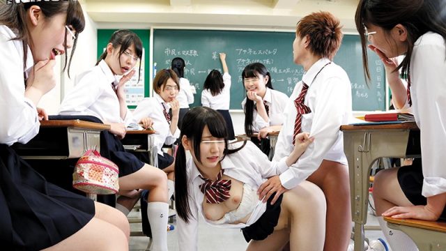 หนังav เพื่อนนักเรียนถึงวัยเงี่ยน เลยแอบเย็ดกันในโรงเรียนให้เพื่อนยืนดู